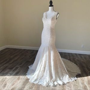 ALLURE BRIDAL wedding dress style 9201